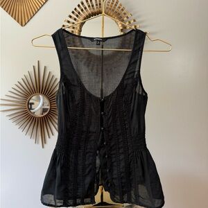Express - Black Sleeveless Top
